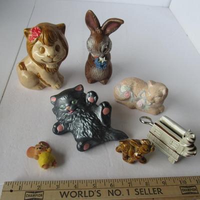 Lot 493:  Lot of Ceramic Animals