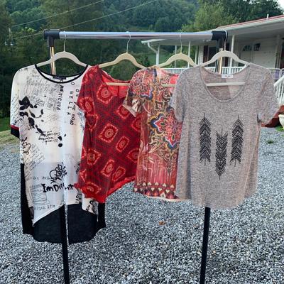 Vyana, Chicos, LulaRoe, & More Tanks & Tees, Size S/M (O-HS)
