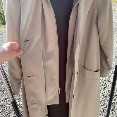 Womenâ€™s Dress Coats, Size S/M (O-HS)