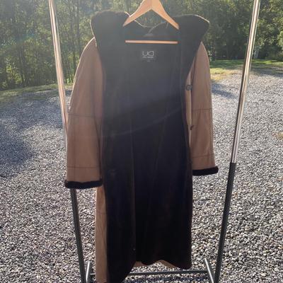 Womenâ€™s Dress Coats, Size S/M (O-HS)