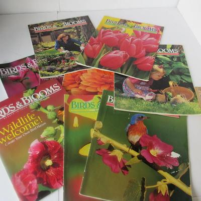 Lot 515: Lot of Birds and Blooms Magazines