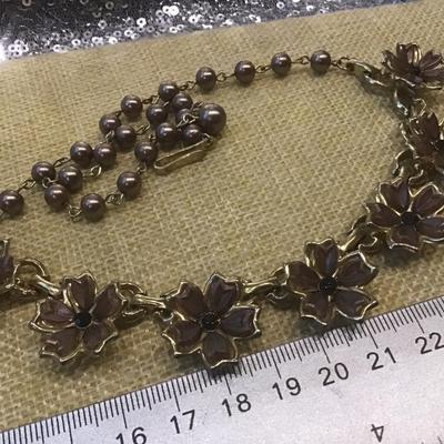 Brown Floral Necklace
