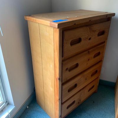 Solid Wood 4 Drawer Chest