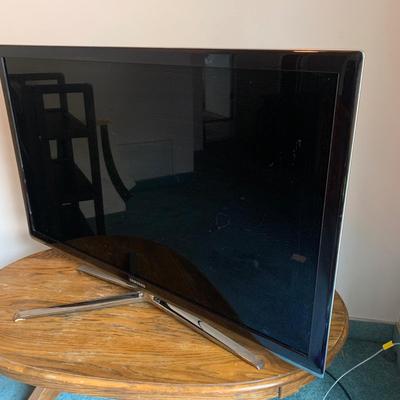 45" Samsung Flat Screen TV