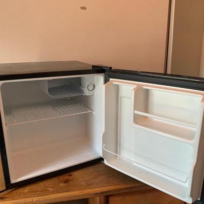 Magic Chef Mini Fridge