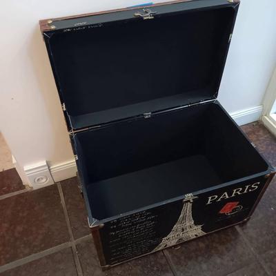 Paris Chest