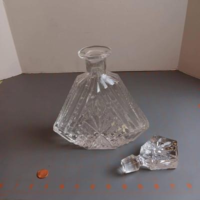 Glass Decanter with Stopper