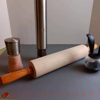 Salt & Pepper Grinders and Wood Rolling Pin 