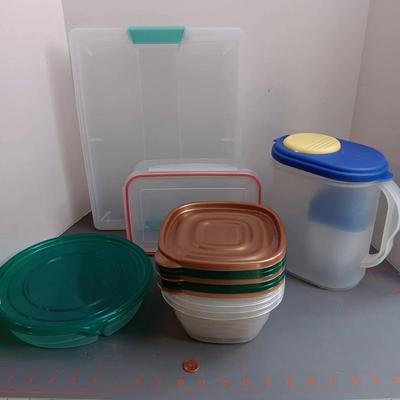 Tupperware Bundle