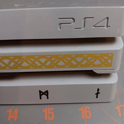 Sony PlayStation 4