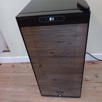 Schmecke Wine Fridge