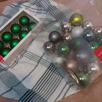 Bulb Ornament Bundle