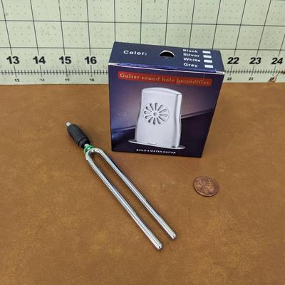 Guitar Sound Hole Humidifier