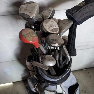 Golf Clubs with Golf Bag Caddy