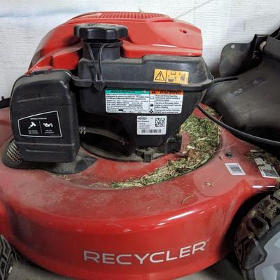 Toro Gas Mower with Clipping Bag