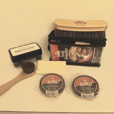 Kiwi Shoe Shine Kit