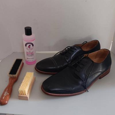 Goodfellow Dress Shoe - Size 10.5 with Shine Kit