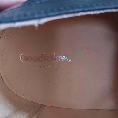Goodfellow Dress Shoe - Size 10.5 with Shine Kit