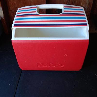 Igloo Cooler