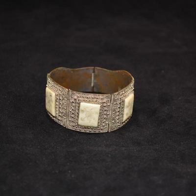 Vintage Silver-Tone SIAM Clasp Bracelet with Carved Inlay Panels 6.5"
