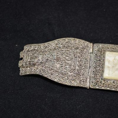 Vintage Silver-Tone SIAM Clasp Bracelet with Carved Inlay Panels 6.5"