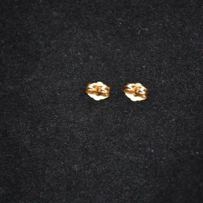 14k Star Earrings with 14k Backs 0.8g