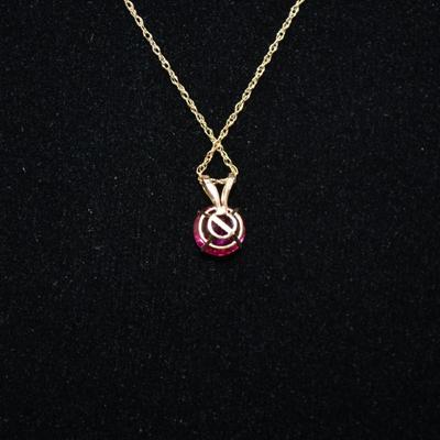 10k Chain with 10k Pink Sapphire Pendant 18" 0.8g