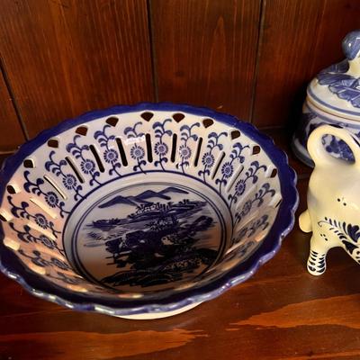 Mixed Lot Vintage Blue White Ceramic Decor