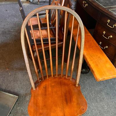 Antique Solid Oak Pedestal Table w/ 2 Leaves + 5 Windsor Chairs