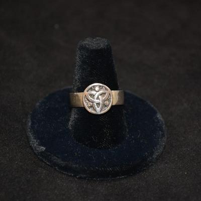 925 Sterling Celtic Trinity Knot Ring Size 9 5.0g