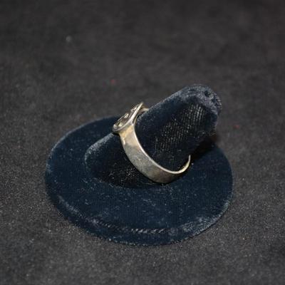 925 Sterling Celtic Trinity Knot Ring Size 9 5.0g