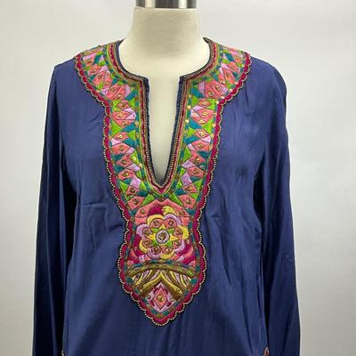 1543 Boston Proper Embroidered Tunic Top