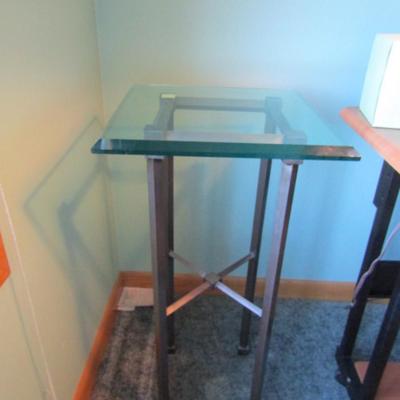 Metal Frame Accent Table with Glass Top- Approx 15