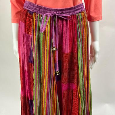 Lot. 1588 SOFT SURROUNDINGS Multicolored Skirt with tie & bells / Orange Top