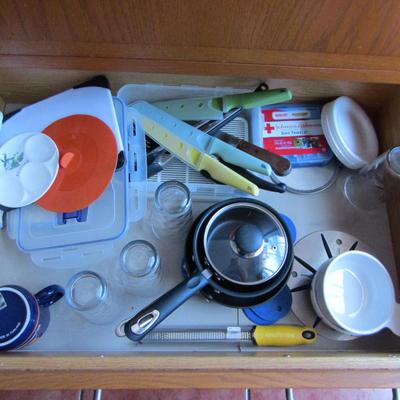 Collection of Kitchenware- Tools, Bakeware, Pots, etc.