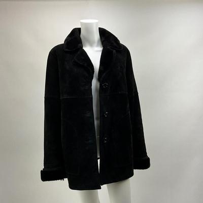 Lot 1593  Gallery Leather / Suede Coat