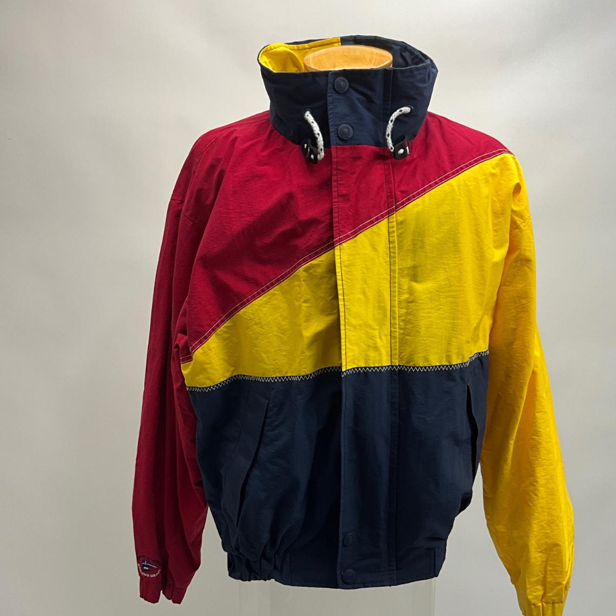 Lot 611 Tommy Hilfiger Sailing Gear Fowl Weather Gear Jacket Size Men s XL EstateSales