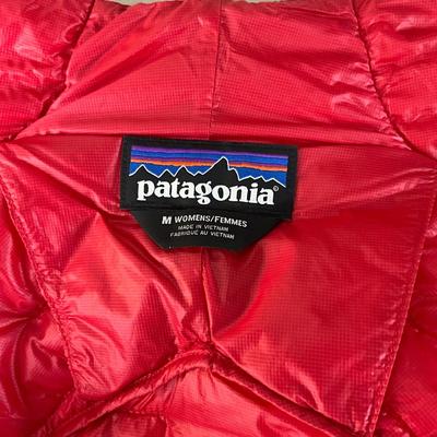 608 Patagonia Women's Puffy Jacket