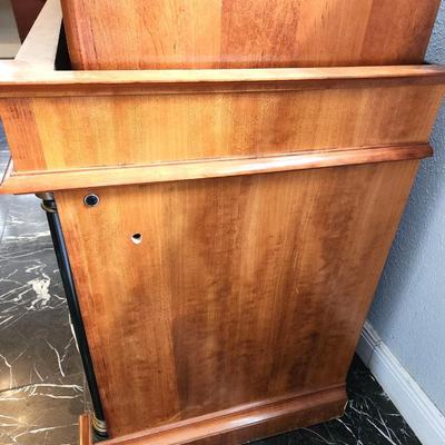 Lot #96  Vintage TV Cabinet w/Motor that raises TV - WORKS