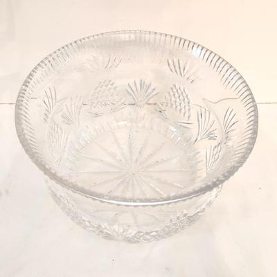 Lot #100  Pretty Pineapple Motif Crystal Bowl