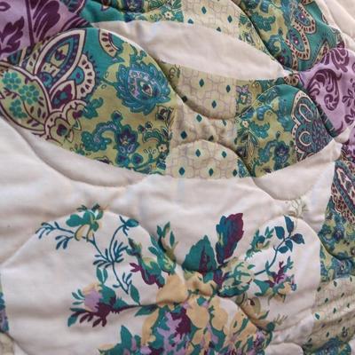 King sized Better Homes Bedspread / quilt with Small reversible design throw blanket.
