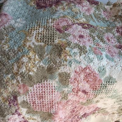 King sized Better Homes Bedspread / quilt with Small reversible design throw blanket.