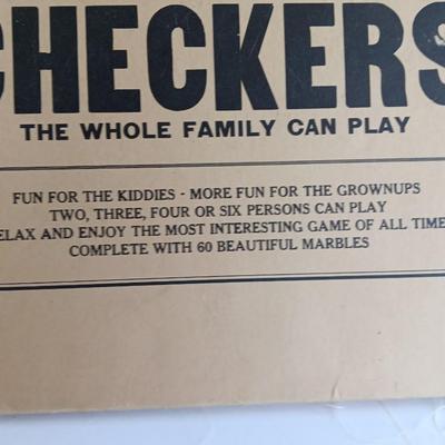 New Fascinating game Star Checkers The whole family can play! - Like Chinese Checkers board