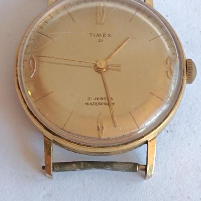 Vintage 1960's Timex 21 21 Jewels Waterproof vintage watch face and Basketball pin