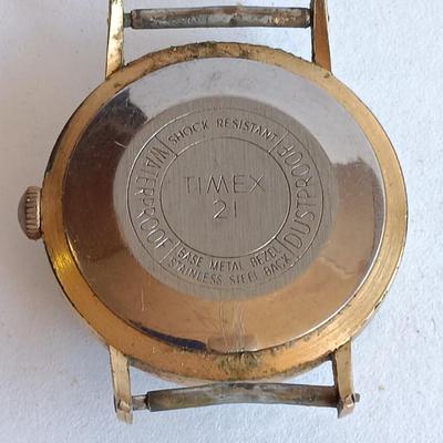 Vintage 1960's Timex 21 21 Jewels Waterproof vintage watch face and Basketball pin