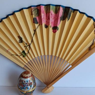 Vintage Hand fan with Fine porcelain hand painted Imperial Treasures Collection egg ring box