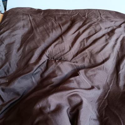 Queen Size Southwestern Flare comforter with pillow shams
