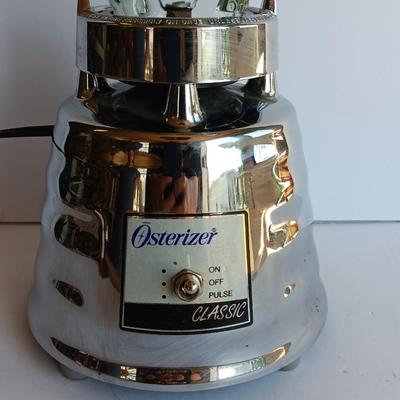 Vintage Osterizer Beehive Classic Blender -  Chrome and Glass - 5 Cup Capacity