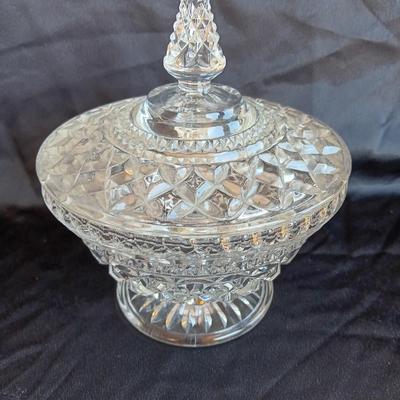 Vintage Anchor Hocking Wexford pattern Glass candy dish with lid and two 5" glass bowls