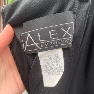 Elegant Styles & More incl. August Silk, Valentina, Chicos, Size S-L (O-HS)